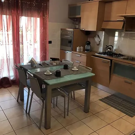 Elegante, Romantico E Riservato